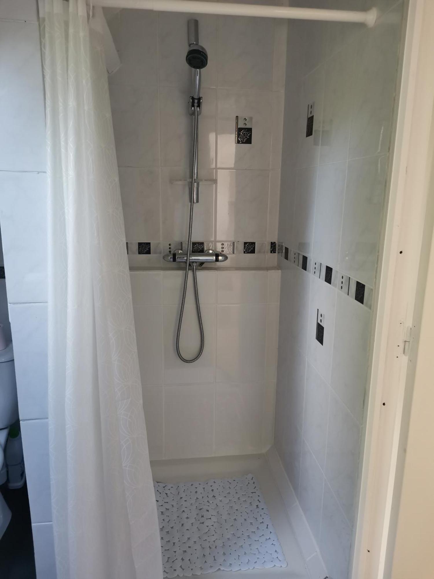 Les Brassins Du Dillon Villa Moyon Ngoại thất bức ảnh